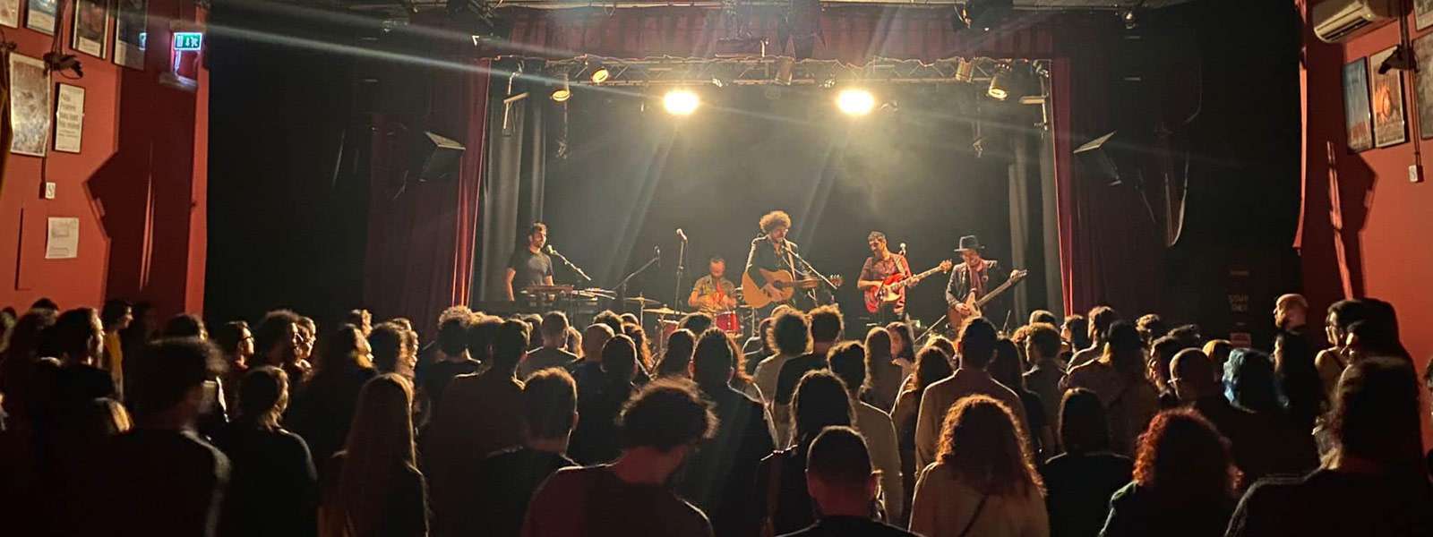 Riqualificazione urbana a tempo di rock: la storia del Locomotiv Club